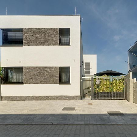 Milan&Eva Apartment Svaty Jur Luaran gambar