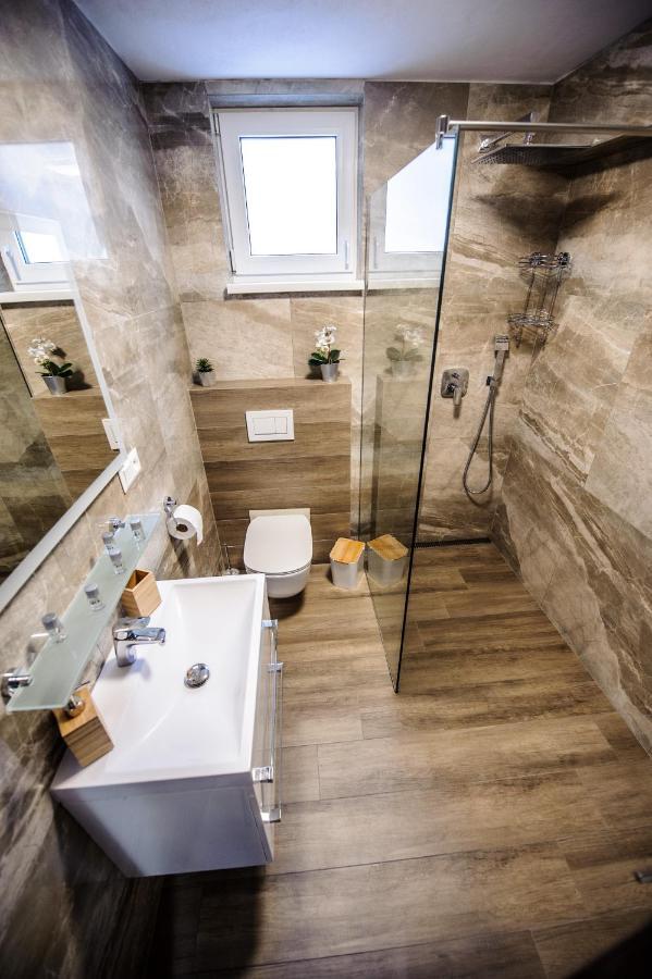 Milan&Eva Apartment Svaty Jur Luaran gambar