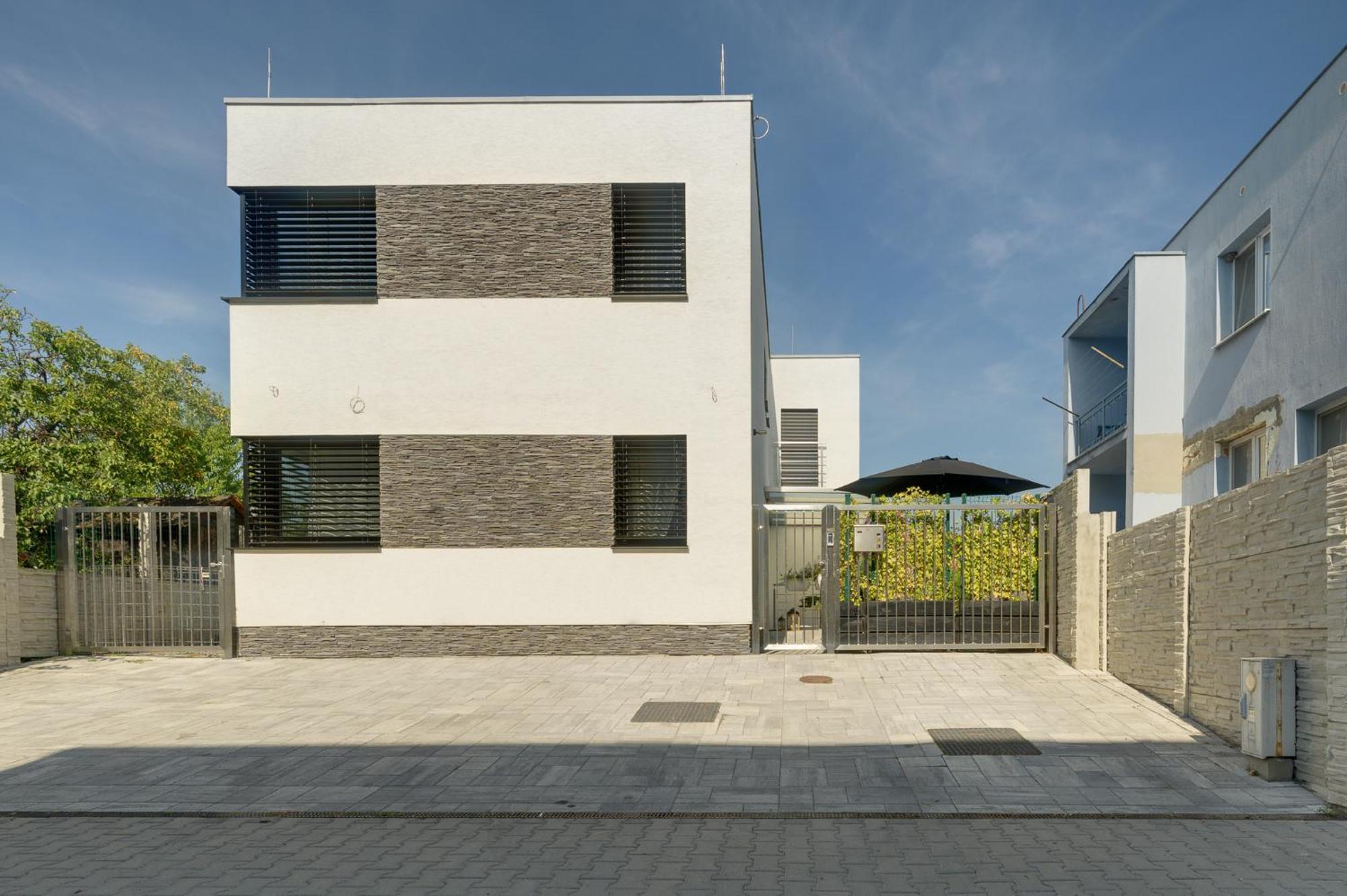 Milan&Eva Apartment Svaty Jur Luaran gambar