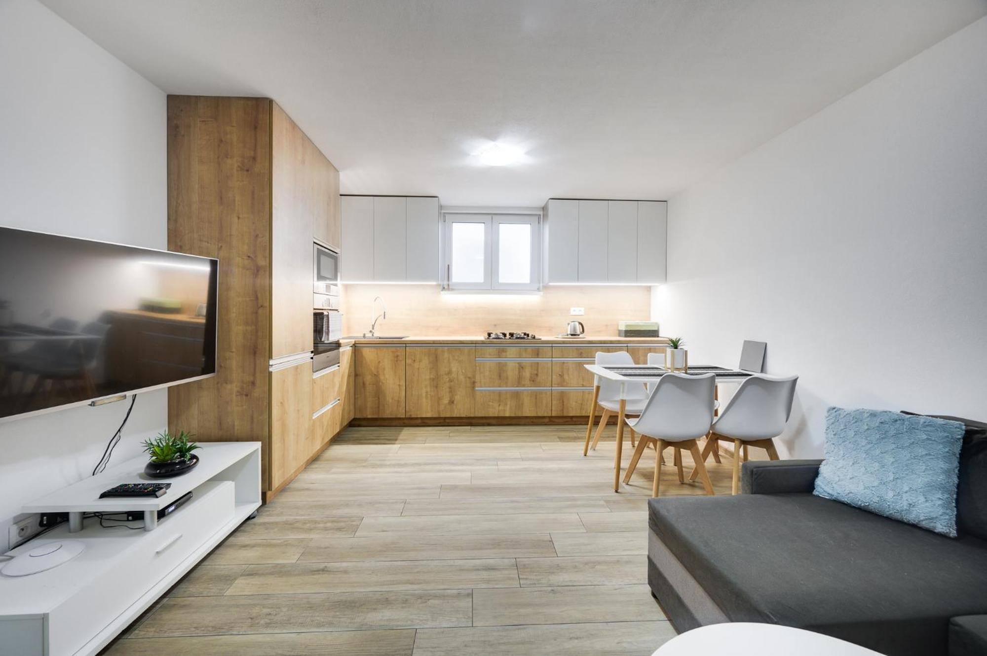 Milan&Eva Apartment Svaty Jur Luaran gambar